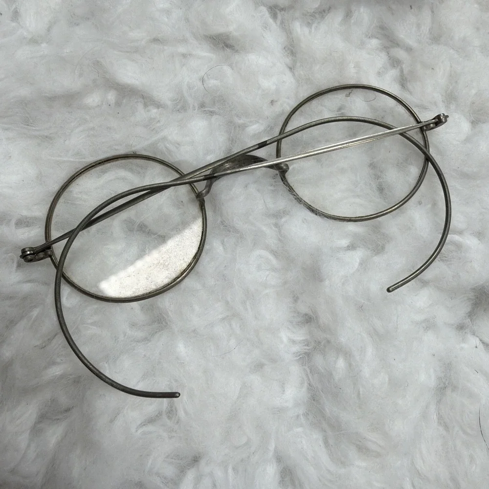 Antique Glasses Wire Silver Wire Rim Round Early 1900's Vintage Optical Wig Case